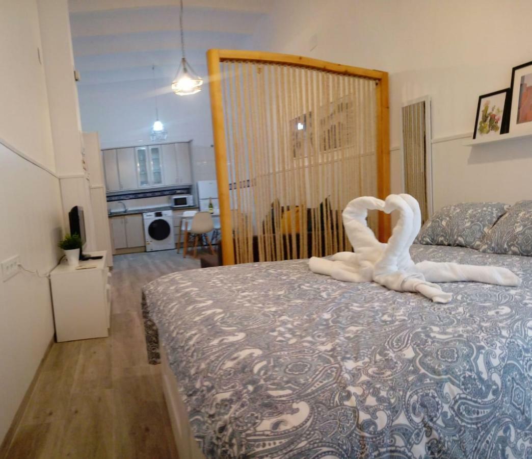 Ideal Apartamento Tipo Loft En Triana Sevilla Wifi ภายนอก รูปภาพ